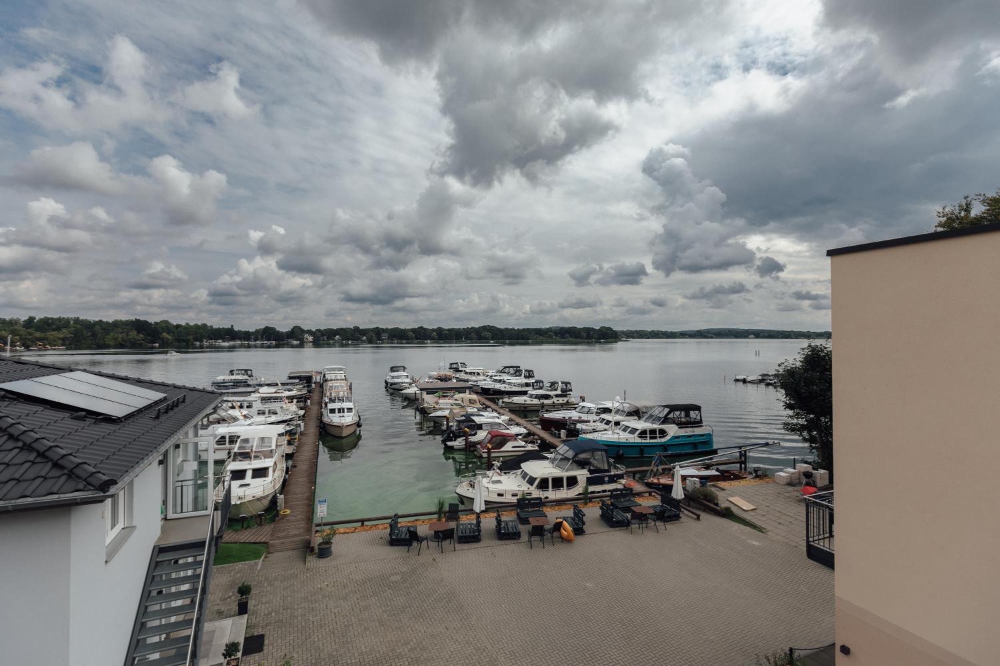 Exklusive Ferienwohnungen An Der Havel Werder  Zewnętrze zdjęcie